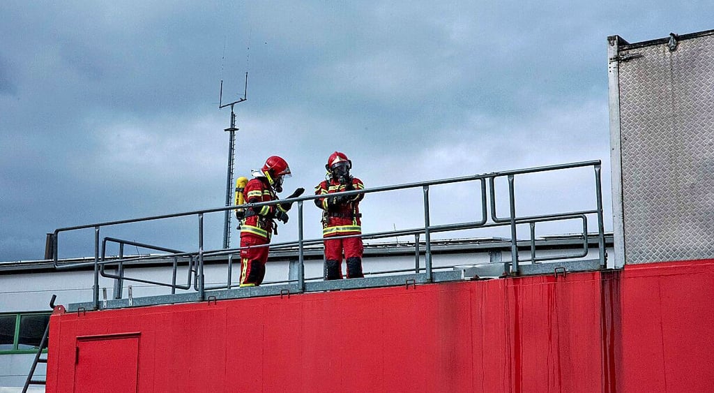 Der Einstieg in den Container erfolgte über eine Treppe auf dem Dach.