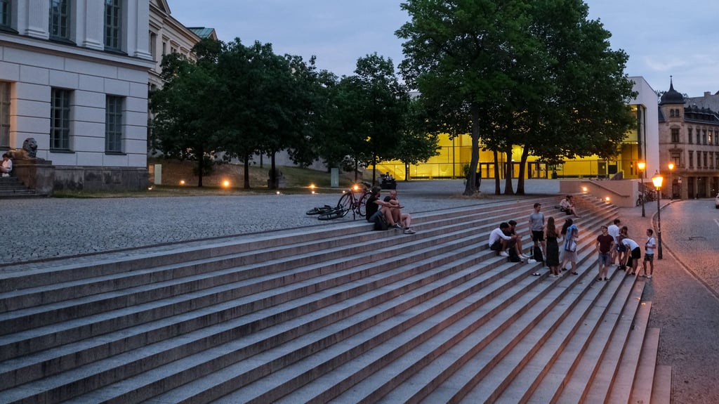 Treppe des Uniplatzes in Halle