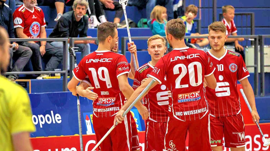 Die Herren des UHC Weißenfels hatten am Samstag allen Grund zum Jubeln. Sie besiegten Kaufering klar mit 8:4.