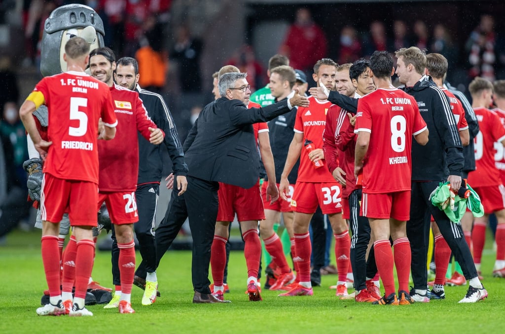 In der Conference League bekommt es mit namhaften Gegnern zu tun.