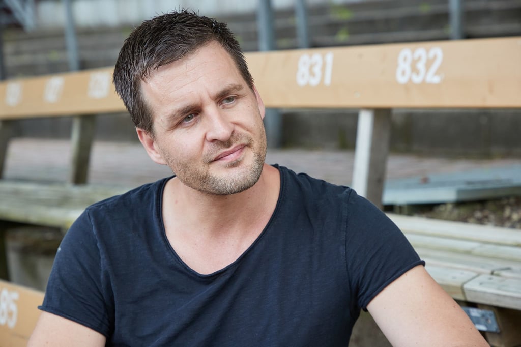 Der Sänger und Schauspieler Alexander Klaws wird 38.