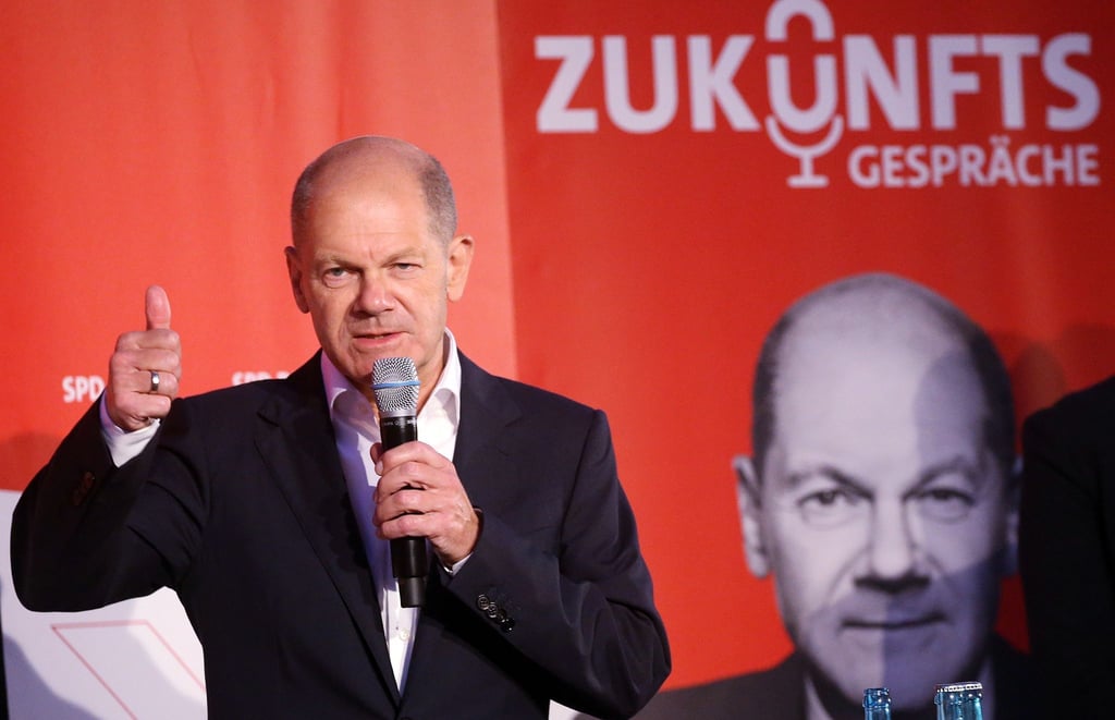 SPD-Kanzlerkandidat Olaf Scholz bei einem "Zukunftsgespräch" mit Bürgerinnen und Bürgern.