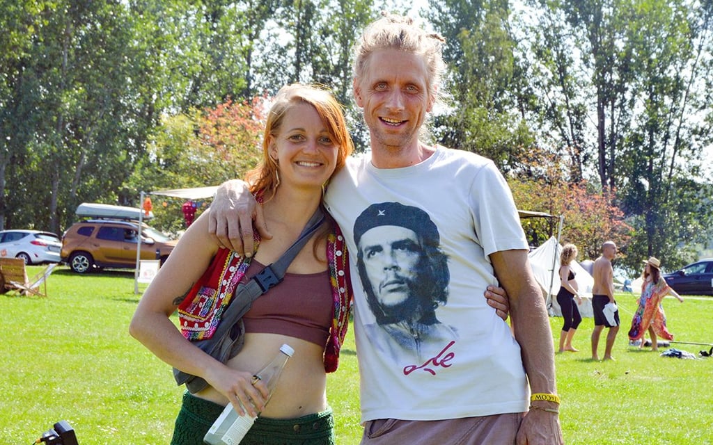 Lila Scheyer und Thomas Wesser organisieren das Yoga-Festival.
