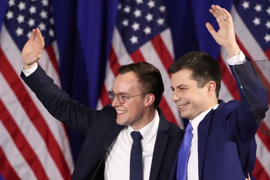 „Freuen uns, Penelope Rose und Joseph August Buttigieg in unserer Familie zu begrüßen“: Pete Buttigieg (r) und sein Ehemann Chasten sind Eltern geworden.