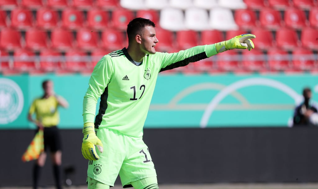 HFC-Keeper Tim Schreiber im Nationaltrtikot der U20.