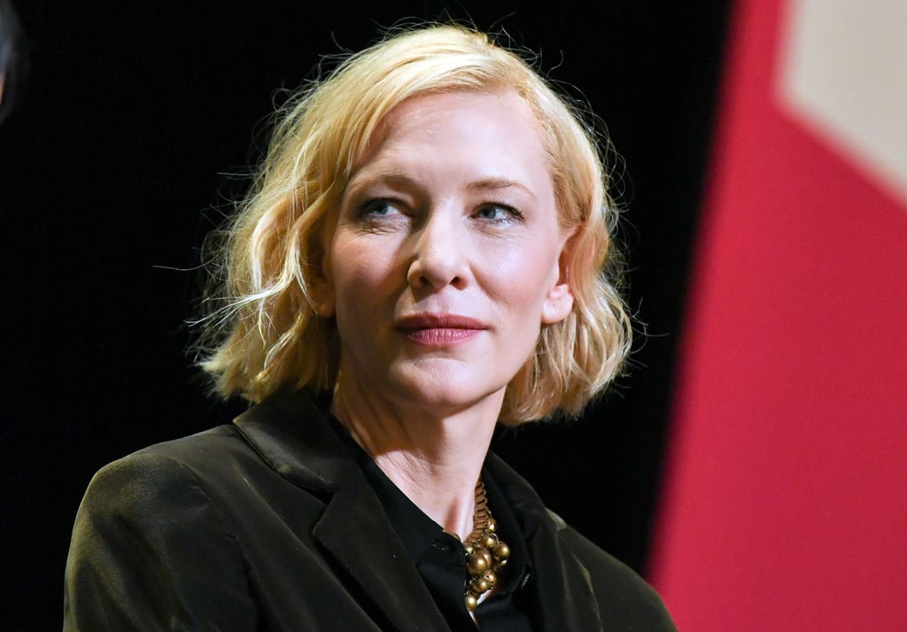 Schauspielerin Cate Blanchett nimmt an einem Gespräch teil.