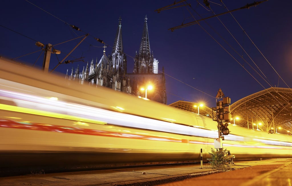Die Gewerkschaft Deutscher Lokomotivführer hat ihren Streik bei der Deutschen Bahn am frühen Morgen beendet.