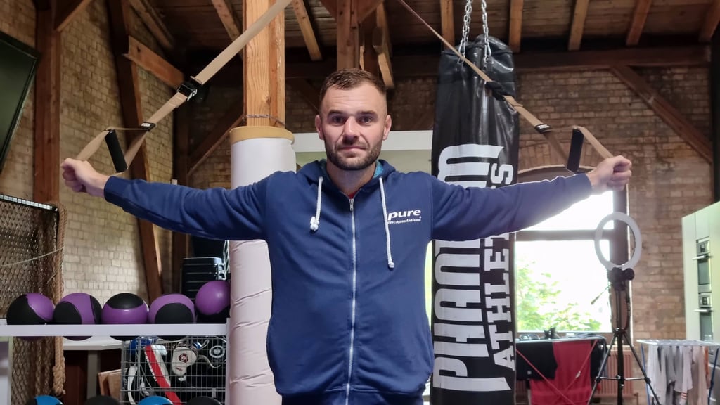 Boxer Dominic Bösel steht vor dem Rückkampf gegen Robin Krasniqi unter Druck.