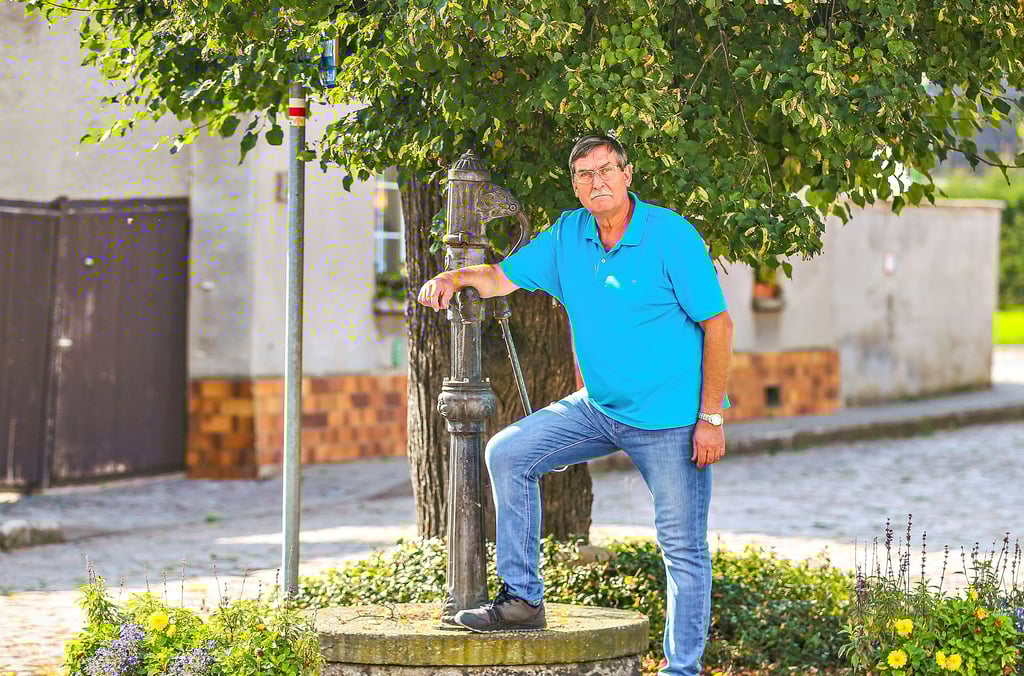 Andreas Zieger ist Ortsbürgermeister und Ortswehrleiter von Trebnitz. Er schlägt Alarm, denn im Ort gibt es kein Löschwasser.