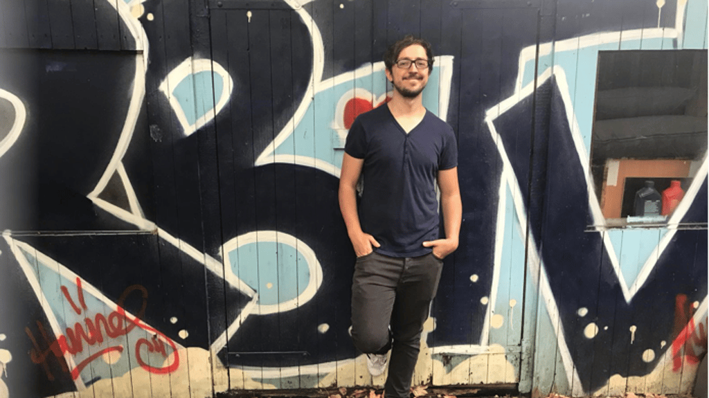 Moderator Andreas Lingsch hat nach der Schule seine Heimat Gommern verlassen und arbeitet seit fünfeinhalb Jahren beim Internet-Sender Rocket Beans TV in Hamburg.