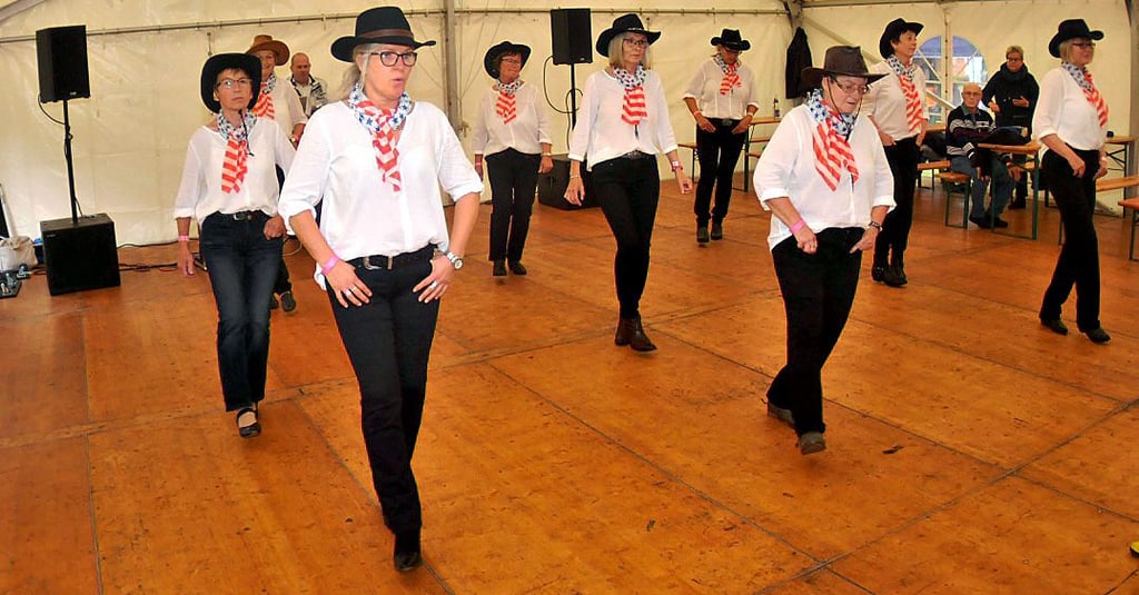 Die Country Ladies vom LSV Klein Oschersleben zeigten am Sonntagvormittag, wie Line Dance geht.