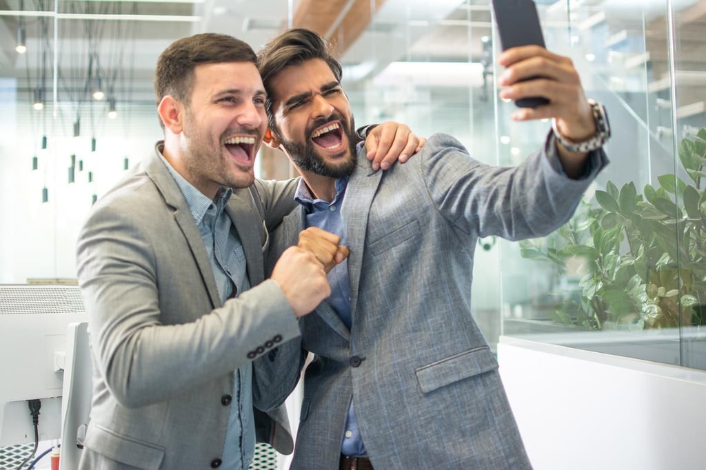 Längst nicht jeder Influencer ist eine Privatperson. Oft genug sind sie auch sehr geschickt platzierte Profis, die nur zu Werbezwecken aufgebaut wurden.