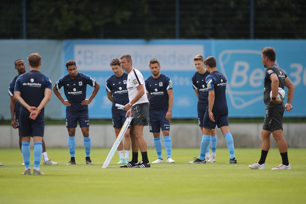 1860 München reist ersatzgeschwächt zum Auswärtsspiel beim Halleschen FC.