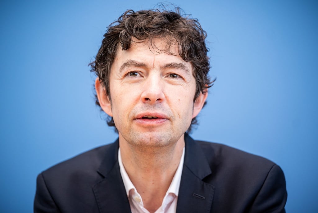 Der Berliner Virologe Christian Drosten bei einer Pressekonferenz zur Pandemie.