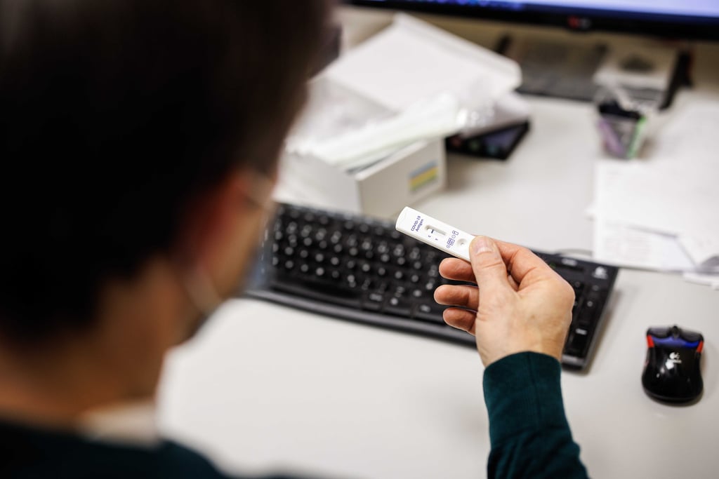 Selbsttests vor Ort am Arbeitsplatz gelten nur für das jeweilige Firmengelände auf dem sie vorgenommen wurden .
