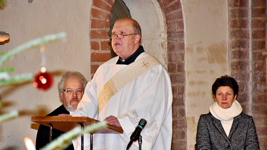 Martin Goebel (von links), Holger Olbert und Yvonne Hänsel gestalteten den Gottesdienst.