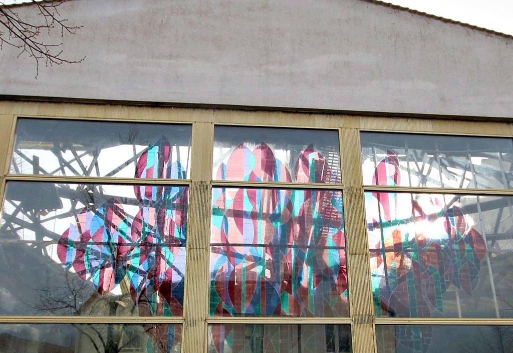 Mitten in Lindau zerfällt das einstige Kulturhaus. Bislang schaut die Kommune hier hilflos zu.