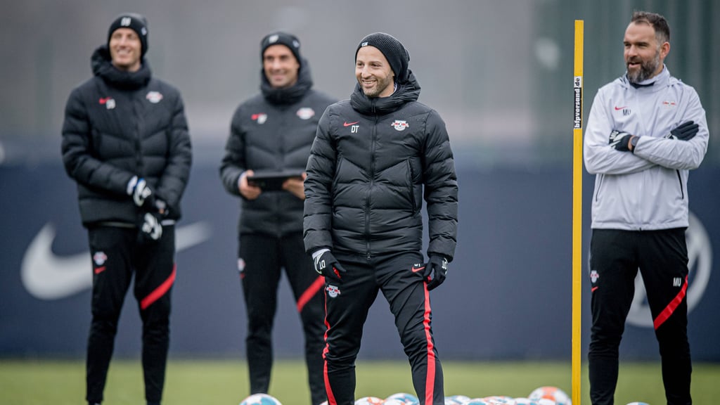 Domenico Tedesco steigt mit RB Leipzig am Montag ins Training ein.