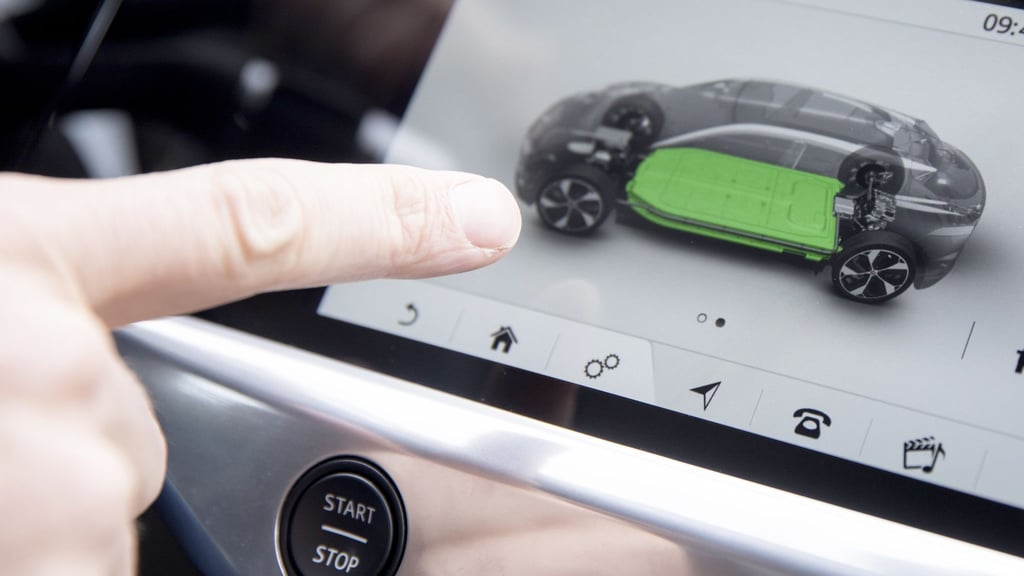 Herzstück unter Spannung: Was taugt der Akku beim gebrauchten E-Auto?