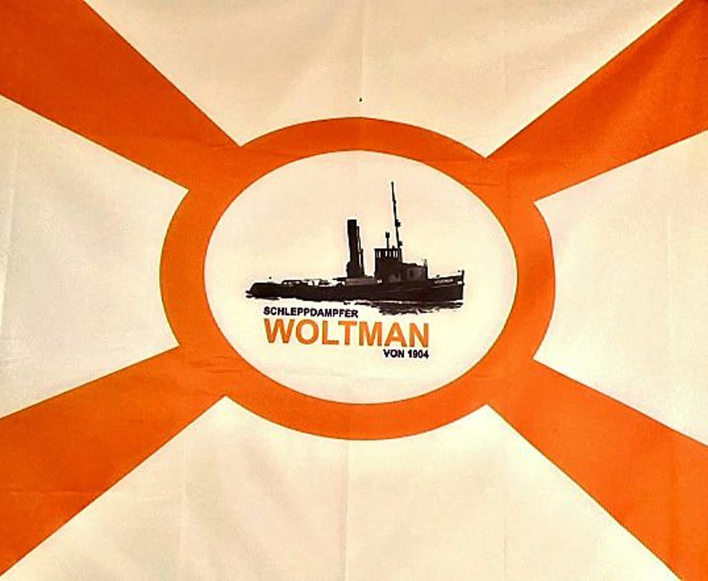 Diese Flagge wehte am Dampfer Woltman beim Einsatz auf der Unterelbe.