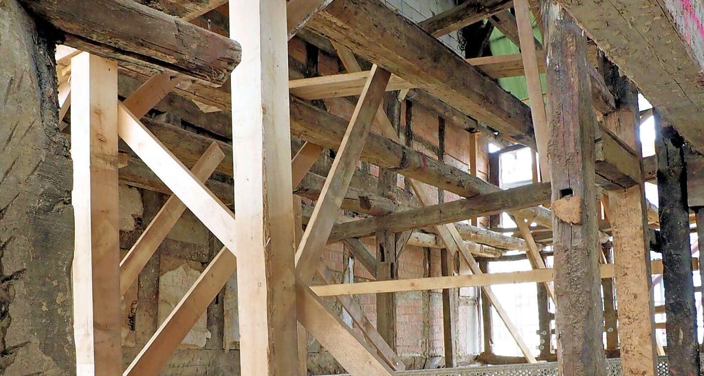 Die Sanierung alter Fachwerkhäuser in Osterwieck kann weitergehen. Zum Jahreswechsel wurden der Kommune weitere Fördermittel bewilligt.