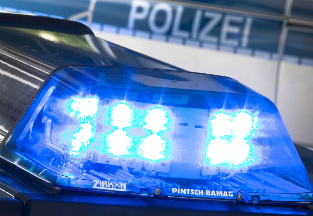 Wie der Radlader nach Rothensee kam, wird in den weiteren polizeilichen Ermittlungen geklärt.