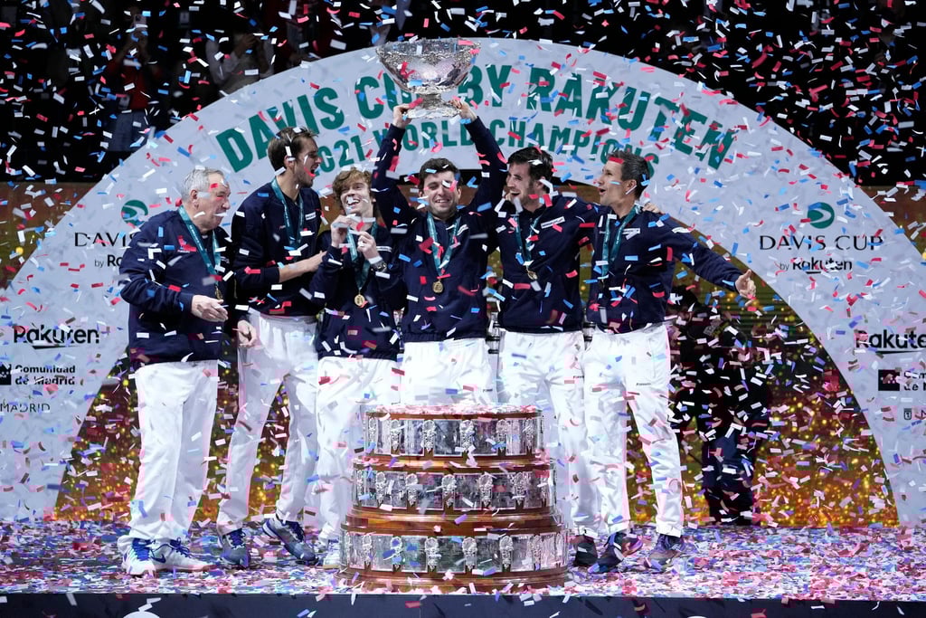 Team Russland feiert den insgesamt dritten Davis-Cup-Triumph.