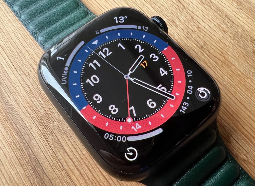 Das Display der neuen Apple Watch Series 7 ist im Vergleich zum Vorgänger um rund ein Fünftel größer.
