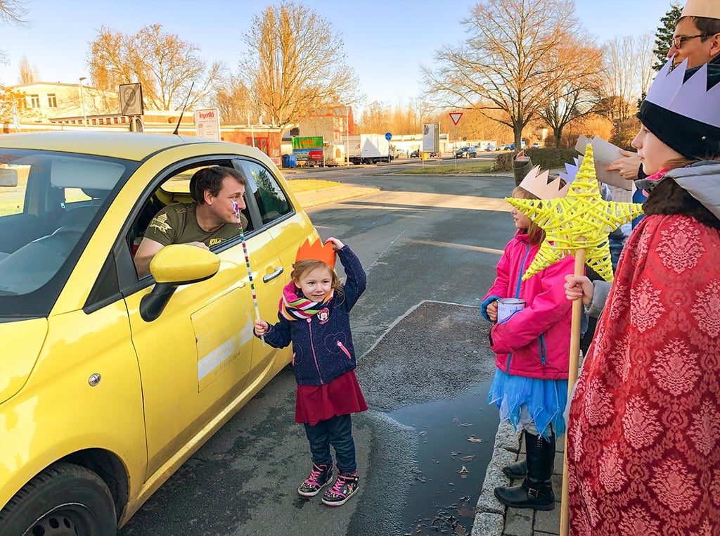 Für Patrick Schröter wird auch vor dem Auto gesungen.