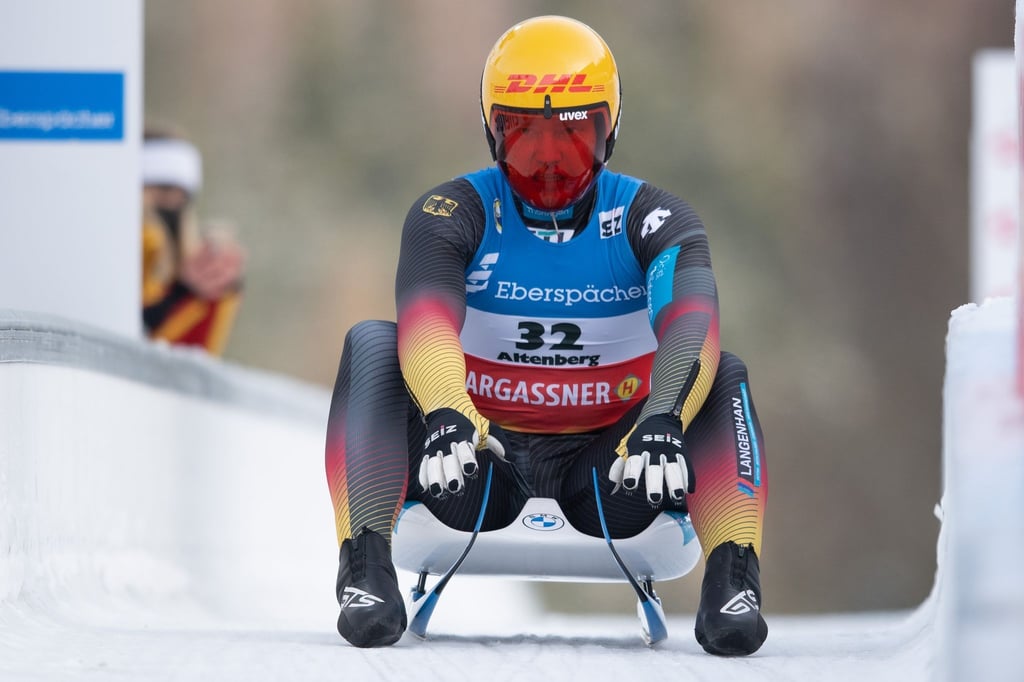 Holt in Altenberg seinen ersten Weltcupsieg: Max Langenhan im Ziel.