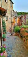 Sorano ist eine kleine mittelalterliche Stadt in Italien.