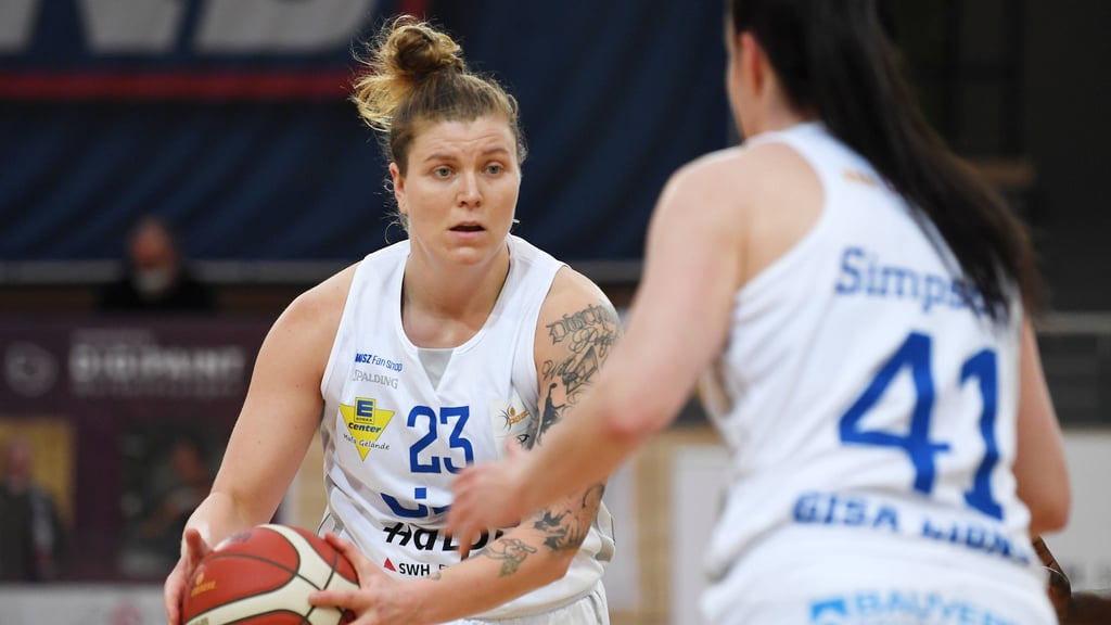 Klaudia Grudzien (l.) will ihre Routine bei den Gisa Lions einbringen.