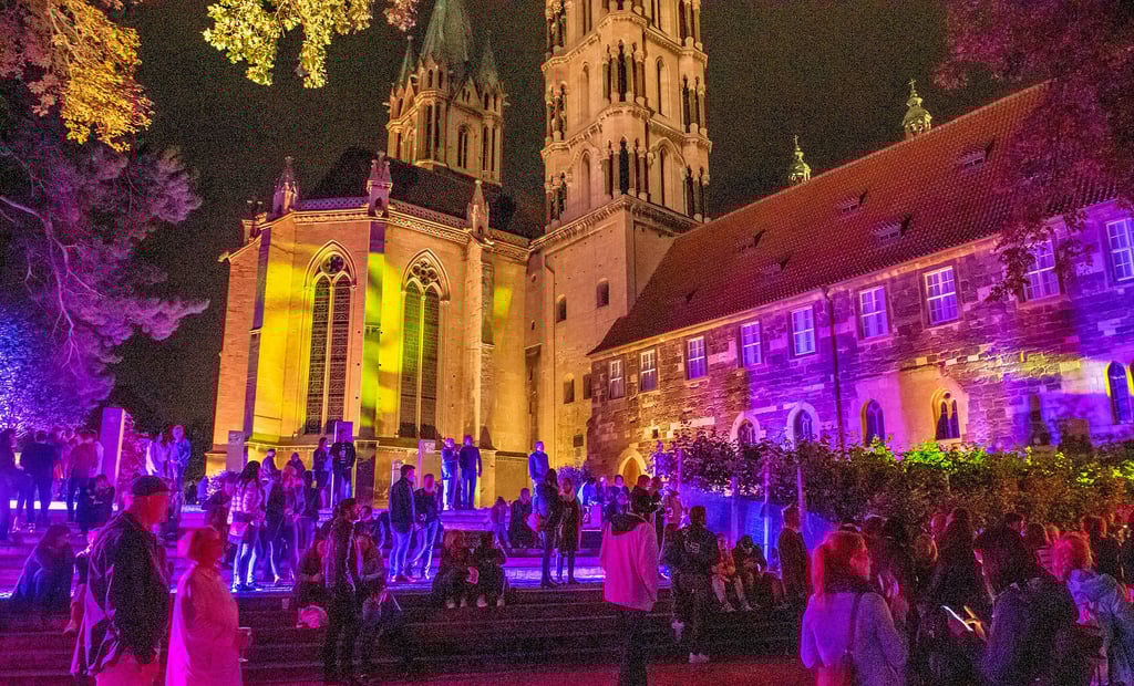 Der Naumburger Dom - hier bei einer Veranstaltung des „Stimulart“-Kunstfestivals - ist das Flaggschiff der Region in Sachen Tourismus.
