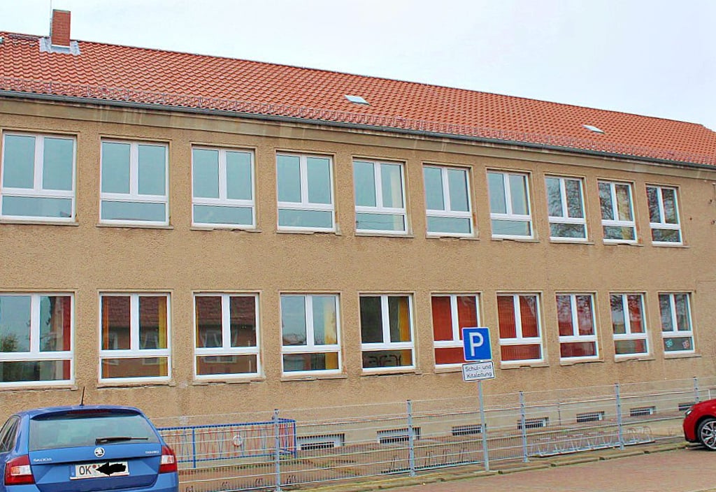 Aufgrund einer vorübergehenden Nutzung als Ausweichquartier für die Bebertaler Schule ist das Rottmersleber Gebäude gut in Schuss.