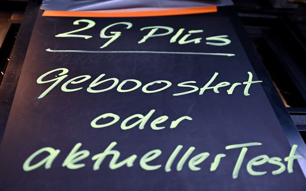 In Gaststätten soll bald bundesweit „2G plus“ gelten. Nur Sachsen-Anhalt wird in der Gastronomie nicht zusätzlich auf Tests für Genesene und Geimpfte setzen.