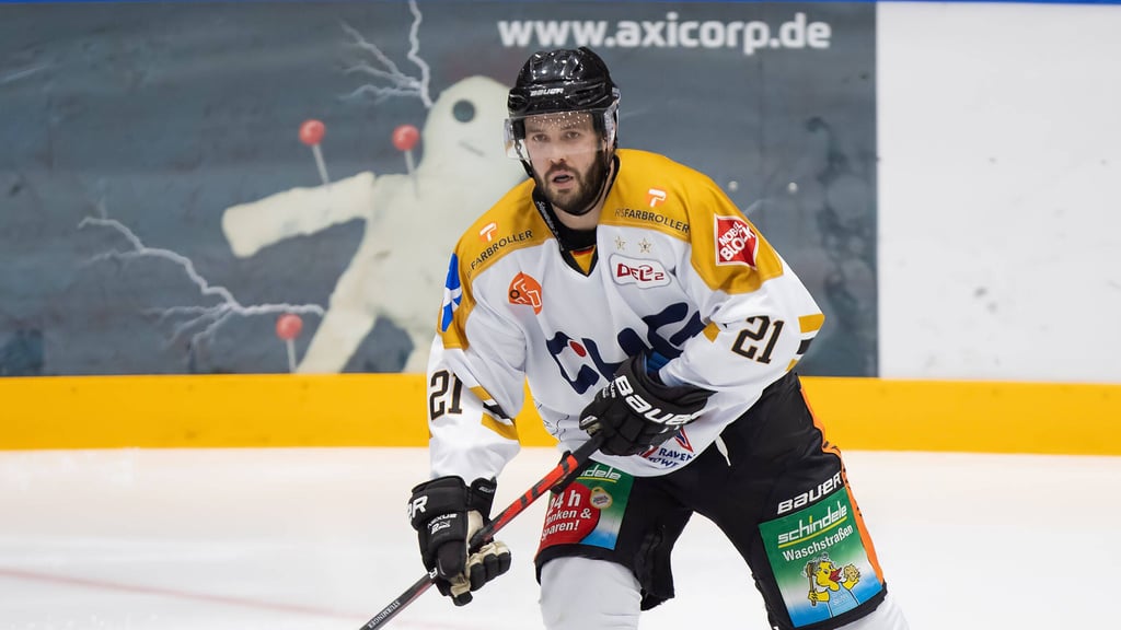 Sören Sturm legte für Kaufbeuren in dieser Saison 24 Scorerpunkte in 31 Spielen auf. 