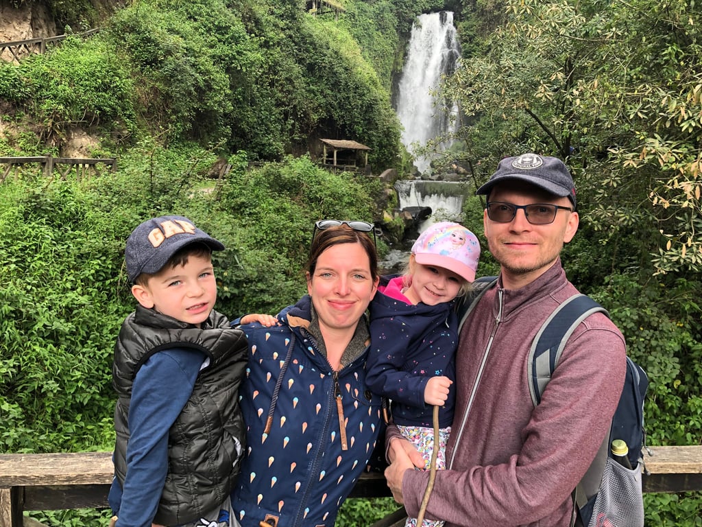 Sandra Biebeler lebt seit 2018 mit ihrer Familie in Ecuador. Weil das Land so nah am Äquator liegt, herrscht hier das ganze Jahr über Frühlingswetter.