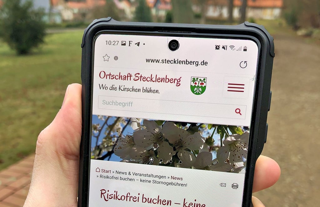 Das Dorf auf dem Laufenden halten: Bei einem Projekt ist eine neue Internetseite für Stecklenberg entstanden.
