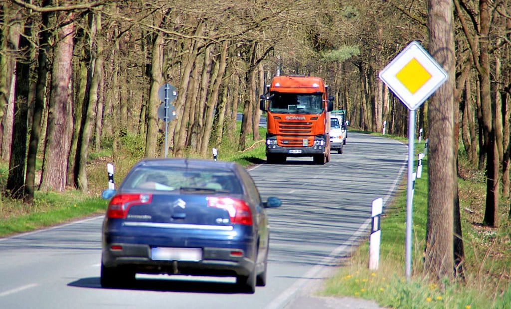 Über eine Strecke von 7,5 Kilometer soll der Radweg die Kreisstraße zwischen Angern und Colbitz begleiten.