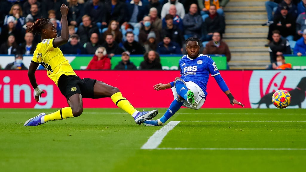 Könnte RB Leipzig verlassen: Ademola Lookman von Leicester FC (r.).