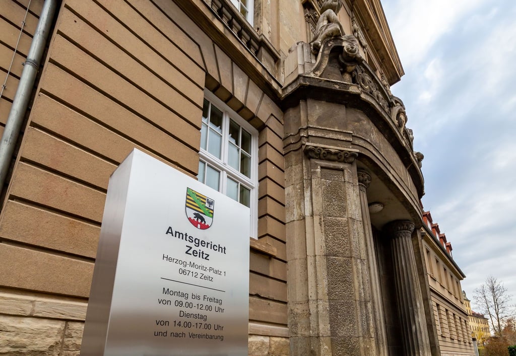 Das Eingangsportal des Amtsgerichts Zeitz