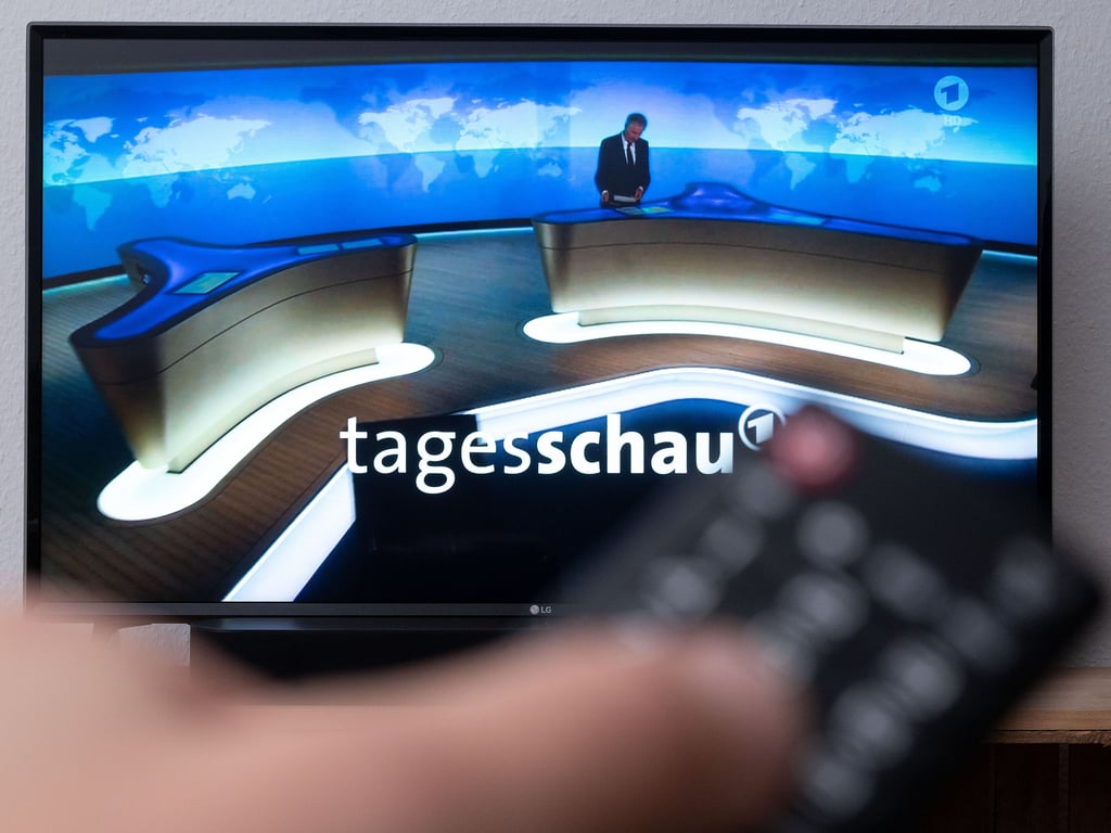 Auf der Fernbedienung meist ganz vorn einprogrammiert: "Das Erste" mit dem Nachrichten-Flaggschiff Tagesschau.