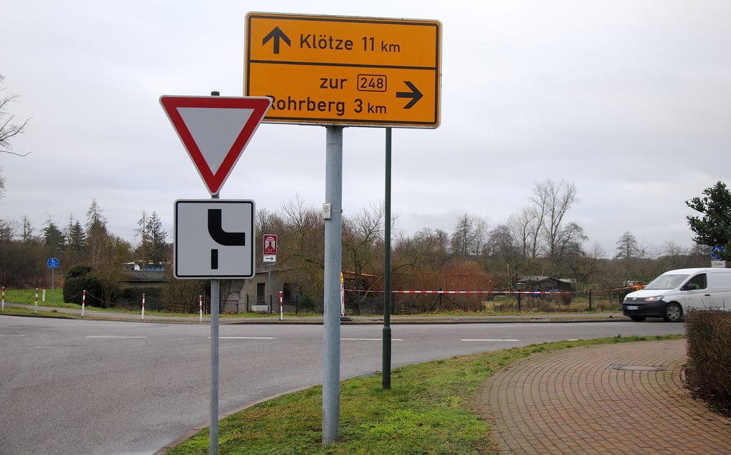 An der Kreuzung nach Rohrberg soll eine Bedarfsampel errichtet werden. Dafür ist aber noch eine Verkehrszählung erforderlich.