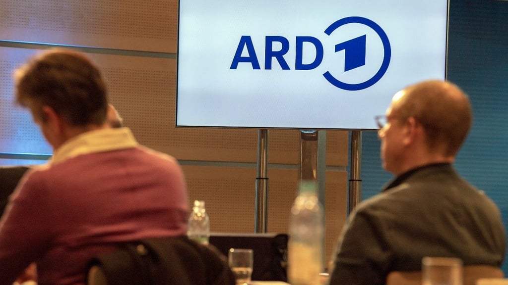 Zusammen mit dem ZDF und dem Deutschlandradio bildet die ARD den öffentlich-rechtlichen Rundfunk im Land.