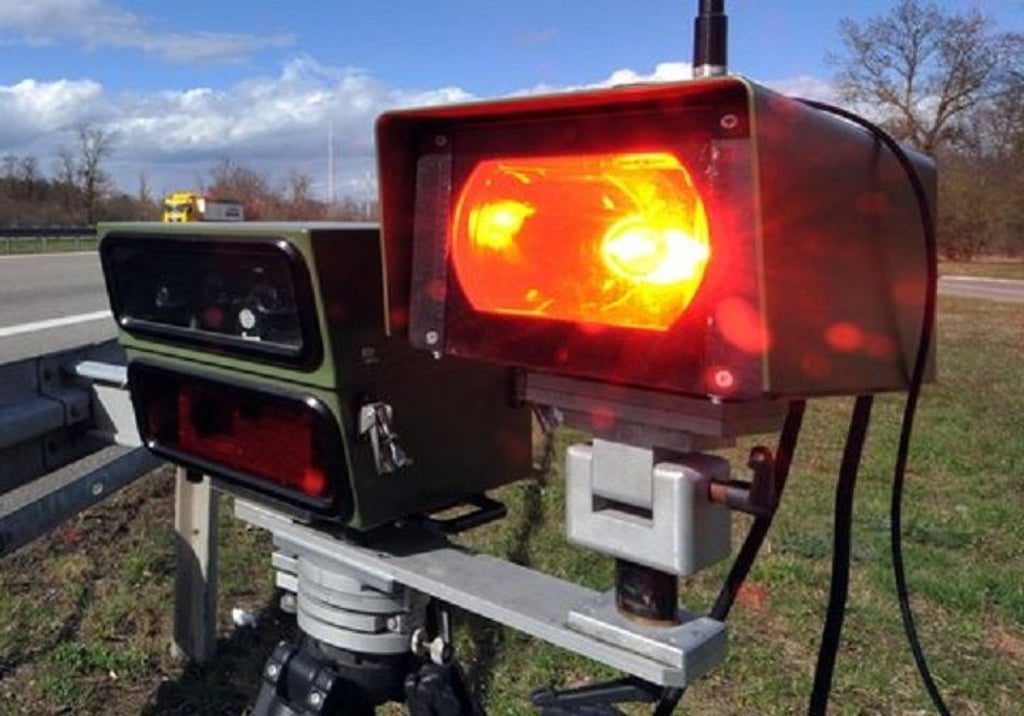 Ein Blitzer im Einsatz.