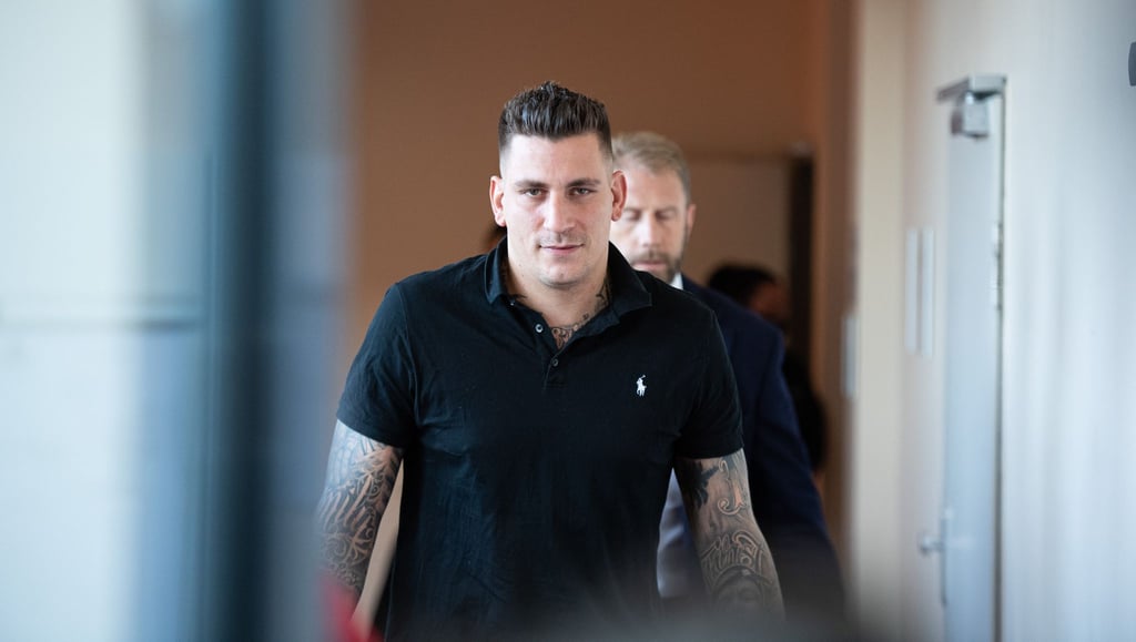 Rapper Gzuz (bürgerlich Kristoffer Jonas Klauß) muss sich wieder vor Gericht verantworten.