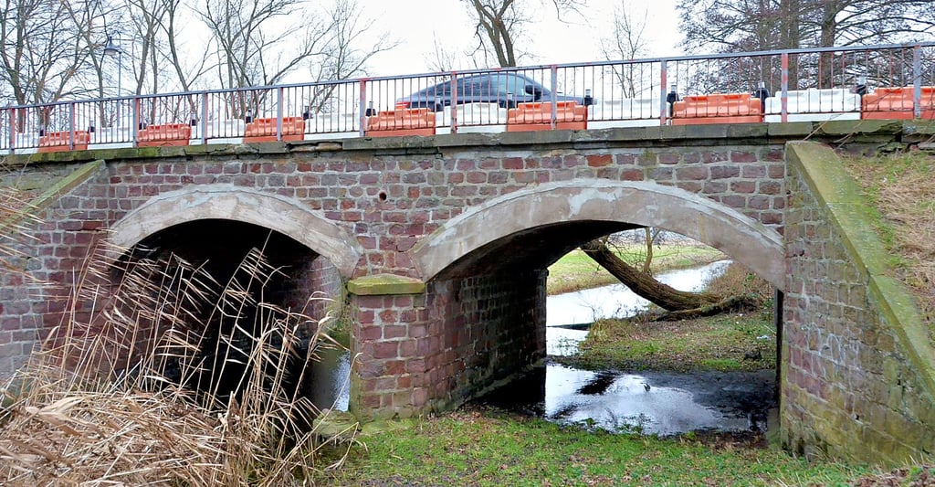 Die letzte Rundbogenbrücke im Bundesland befindet sich in Schollene. Im kommenden Jahr soll sie einem Neubau weichen, da sie bei der Flut 2013 zu Schaden gekommen ist.