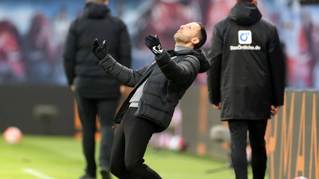 Freut sich auf sein Debüt mit Fans im Stadion: RB-Coach Domenico Tedesco