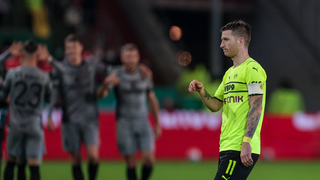 Raus im Pokal: Reus und der BVB.
