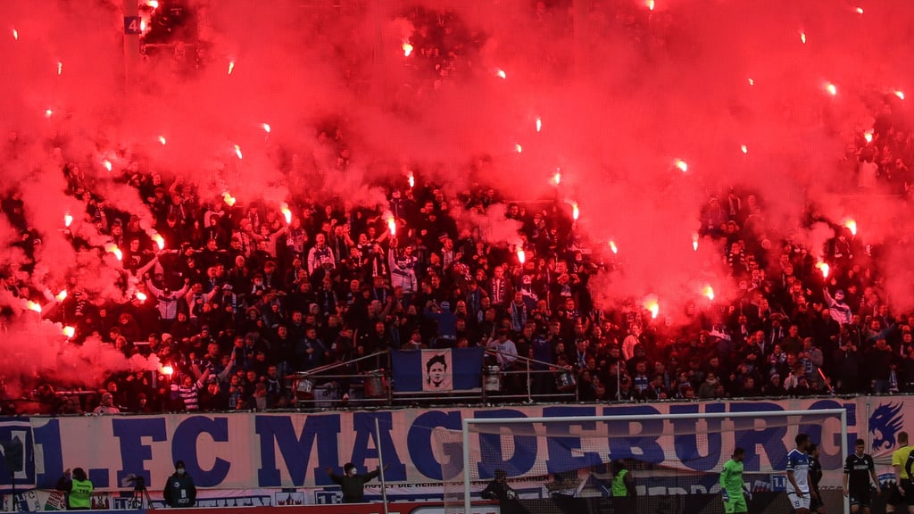 FCM-Fans zündeln im Heimspiel gegen den SC Verl. Der Klubs muss nun die Rechnung zahlen.